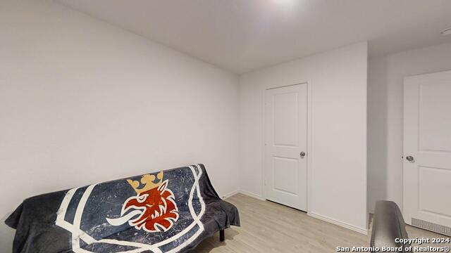 Image 18 of 26 For 7114 Satellite Way