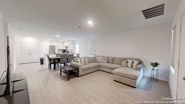 Image 22 of 26 For 7114 Satellite Way