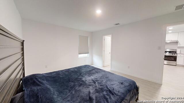 Image 6 of 26 For 7114 Satellite Way