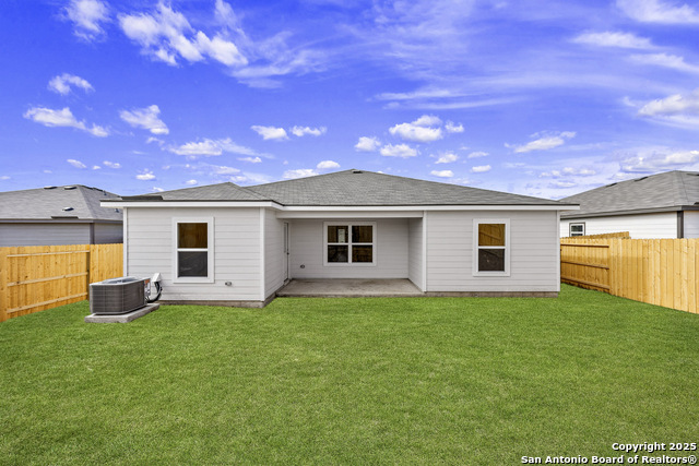 Image 2 of 29 For 16004 Stratford Cove