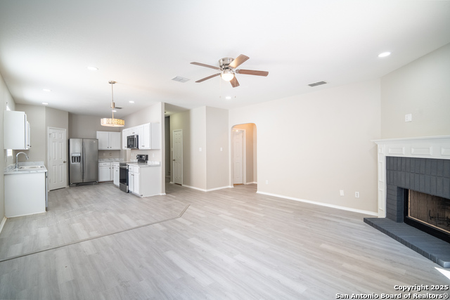 Image 12 of 40 For 7630 Presidio Sands