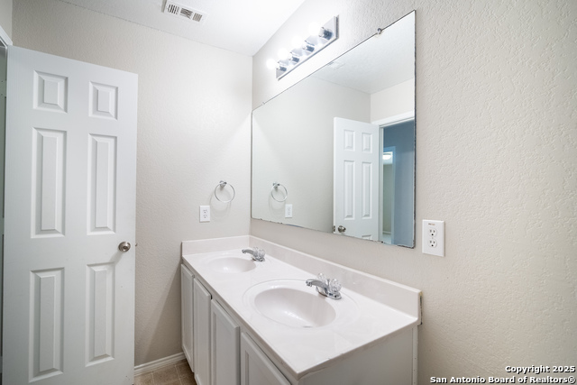 Image 36 of 40 For 7630 Presidio Sands