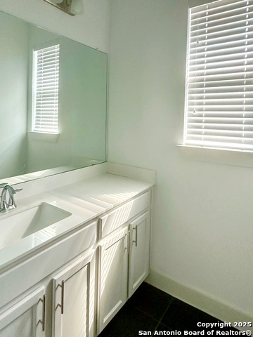 Image 13 of 16 For 7206 Crandower