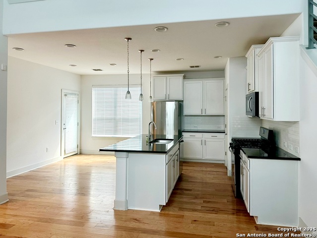 Image 6 of 16 For 7206 Crandower