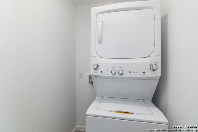 Image 22 of 25 For 3706 Rock Mill