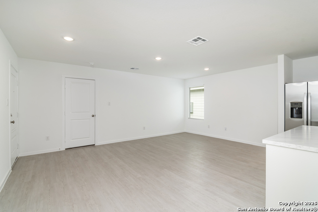 Image 4 of 25 For 3706 Rock Mill