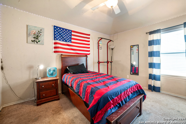 Image 14 of 20 For 811 Point Spgs