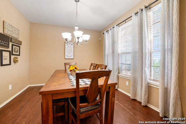 Image 4 of 20 For 811 Point Spgs