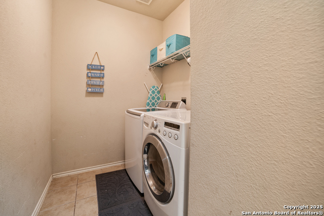 Image 8 of 20 For 811 Point Spgs