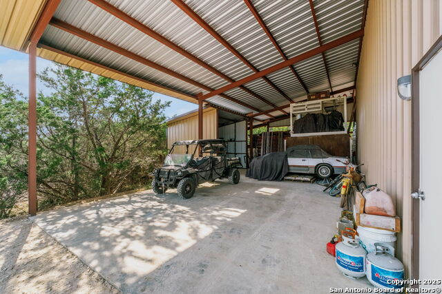Listing photo id 44 for 124 Hoskins Trail