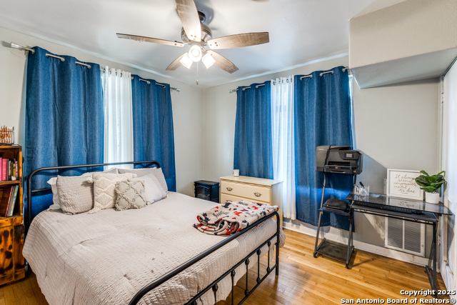 Image 16 of 25 For 330 Hermitage