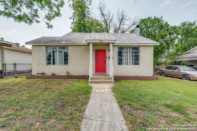 Image 2 of 25 For 330 Hermitage