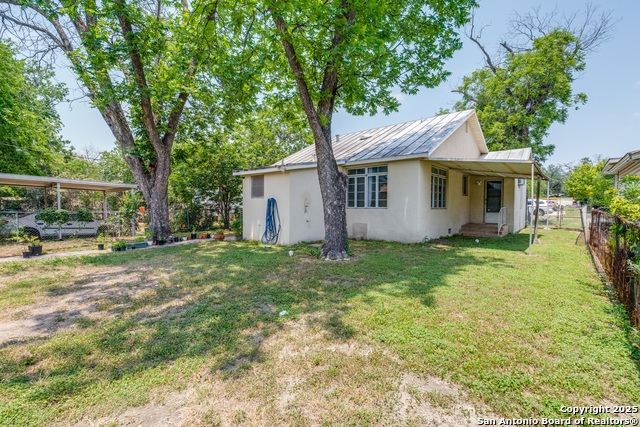 Image 24 of 25 For 330 Hermitage