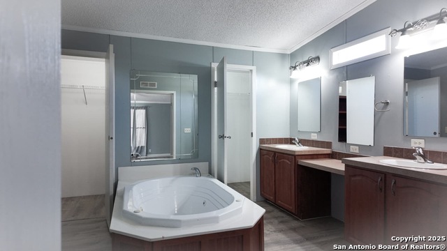 Image 15 of 21 For 11073 Briggs