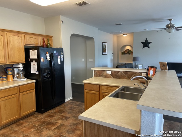 Image 12 of 27 For 8671 Gavel  