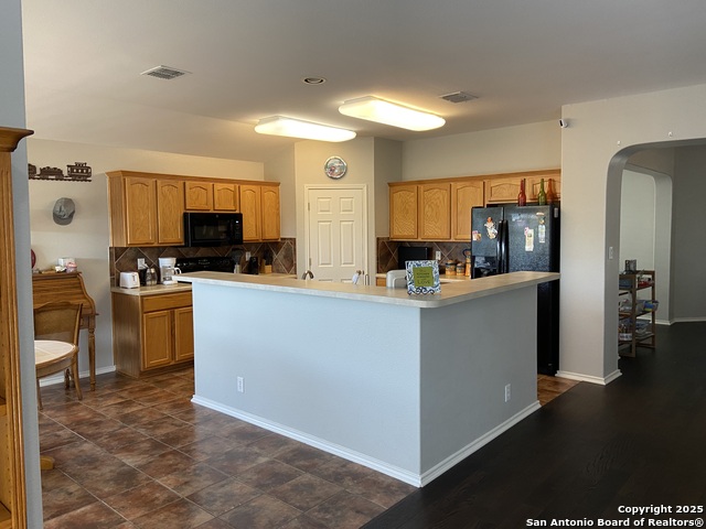 Image 14 of 27 For 8671 Gavel  