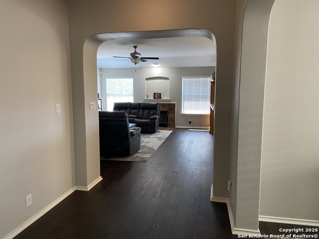 Image 3 of 27 For 8671 Gavel  