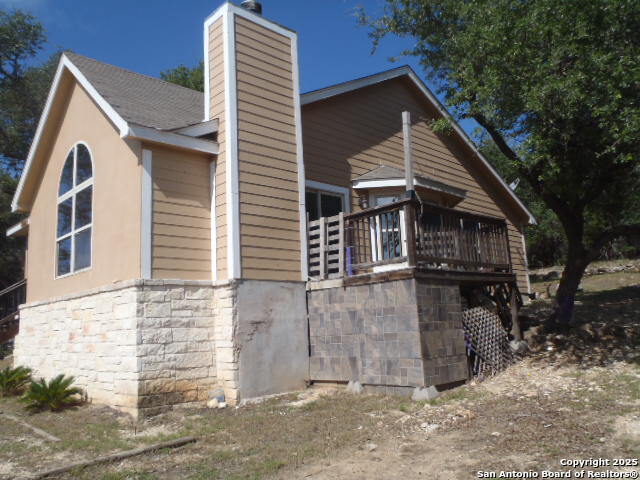 Image 12 of 37 For 1127 Eastview Dr