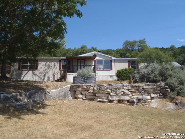 Details for 410 Duck Mountain Ln, Canyon Lake, TX 78133