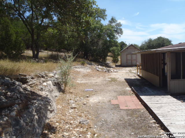 Image 6 of 33 For 410 Duck Mountain Ln