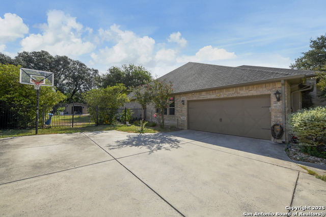 Image 11 of 50 For 19414 Arrowood Place