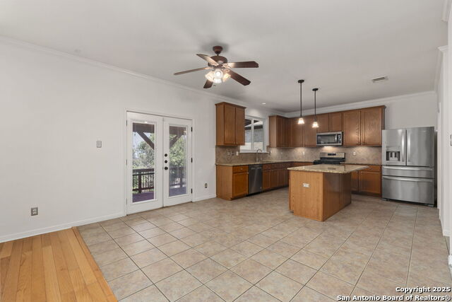 Image 12 of 34 For 815 Windhurst