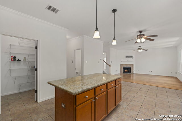 Image 16 of 34 For 815 Windhurst