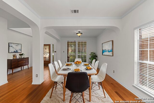 Image 4 of 34 For 815 Windhurst