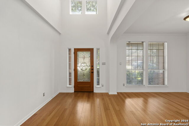 Image 5 of 34 For 815 Windhurst