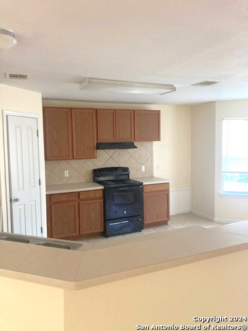 Image 4 of 14 For 5146 Fountain Hill