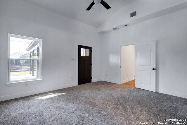 Image 18 of 35 For 2425 Monterey St