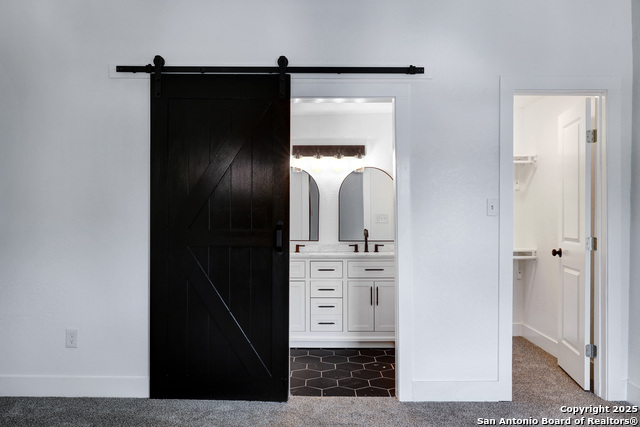 Image 20 of 35 For 2425 Monterey St