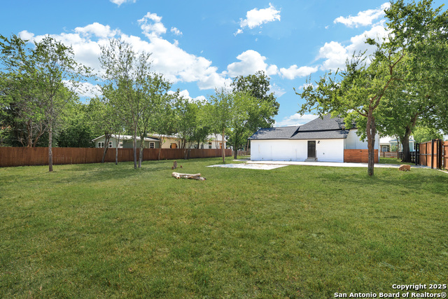 Image 27 of 35 For 2425 Monterey St