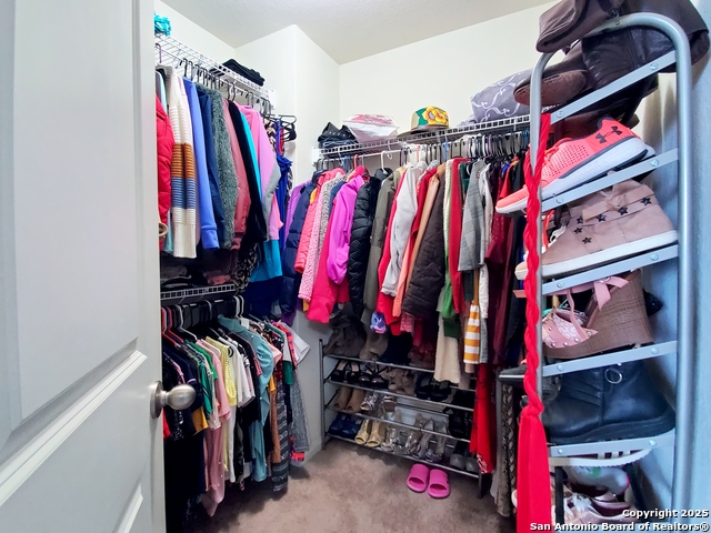 Image 25 of 36 For 7039 Capeshaw