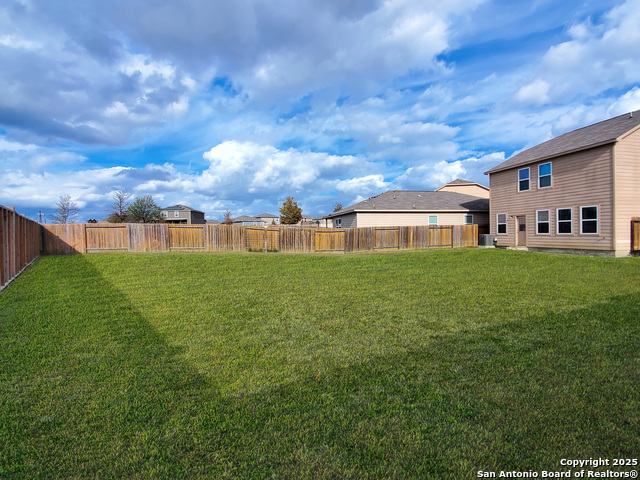 Image 34 of 36 For 7039 Capeshaw