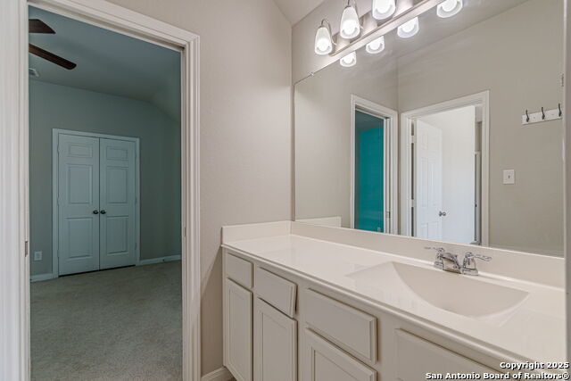 Listing photo id 51 for 8922 Grand Western
