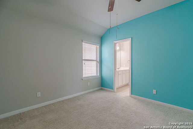 Listing photo id 53 for 8922 Grand Western