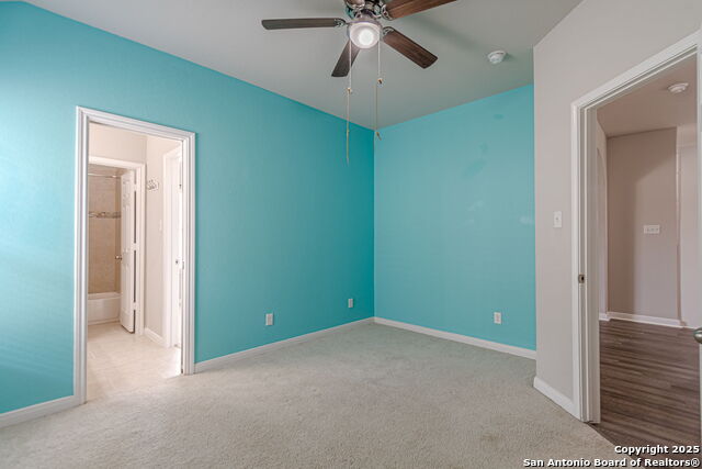 Listing photo id 54 for 8922 Grand Western