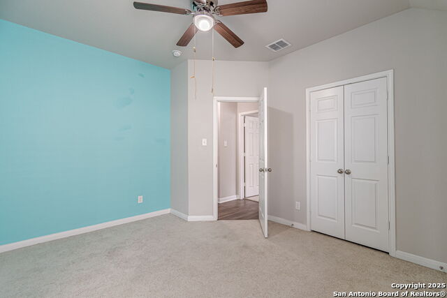 Listing photo id 55 for 8922 Grand Western