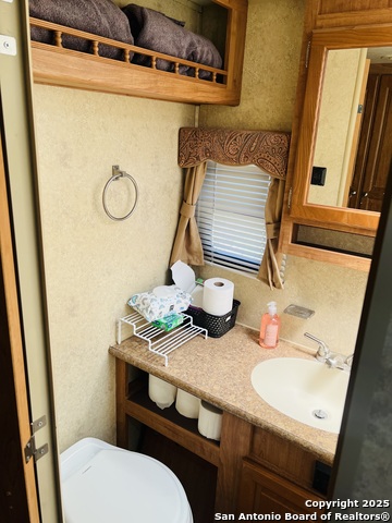 Listing photo id 41 for 0 Cr 408  