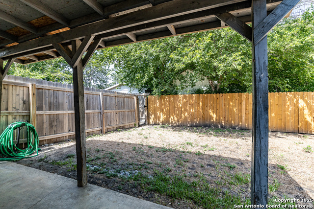 Image 18 of 39 For 1005-07 Boling Brook St.