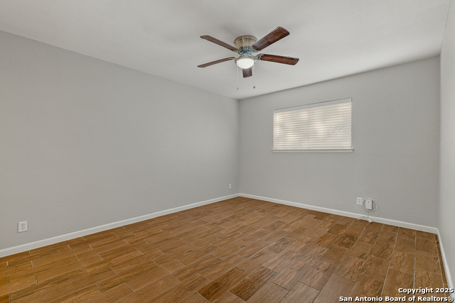 Image 34 of 39 For 1005-07 Boling Brook St.