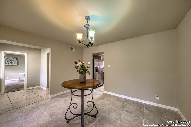 Image 18 of 42 For 8326 Delphian