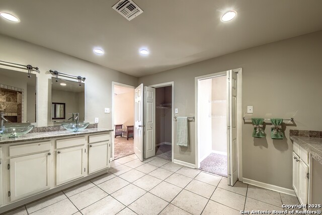 Image 29 of 42 For 8326 Delphian