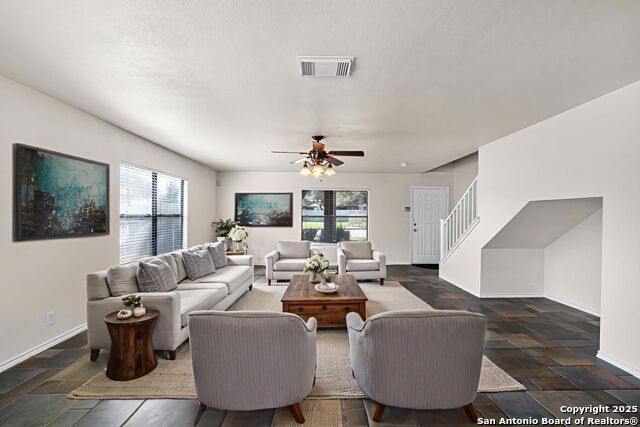 Image 7 of 47 For 9711 Diamond Cliff Dr