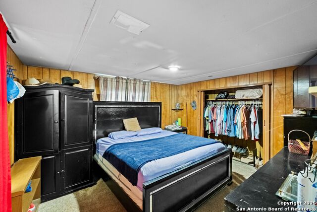 Image 21 of 30 For 626 Flintstone Dr
