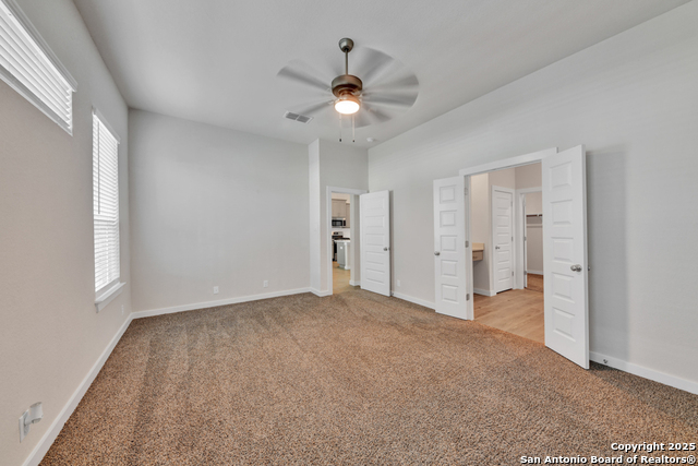 Listing photo id 16 for 3013 Werra  