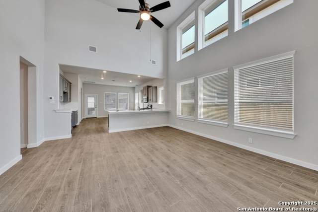 Listing photo id 5 for 3013 Werra  