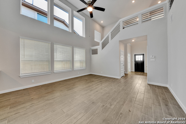 Listing photo id 6 for 3013 Werra  