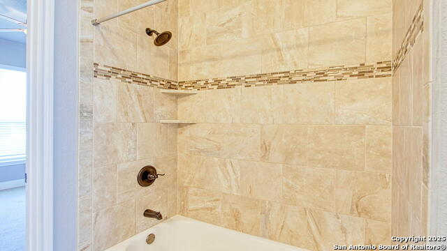 Image 39 of 48 For 108 Parkcrest